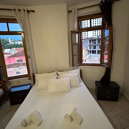 Central Charm Apartments Vlore Bagian luar foto