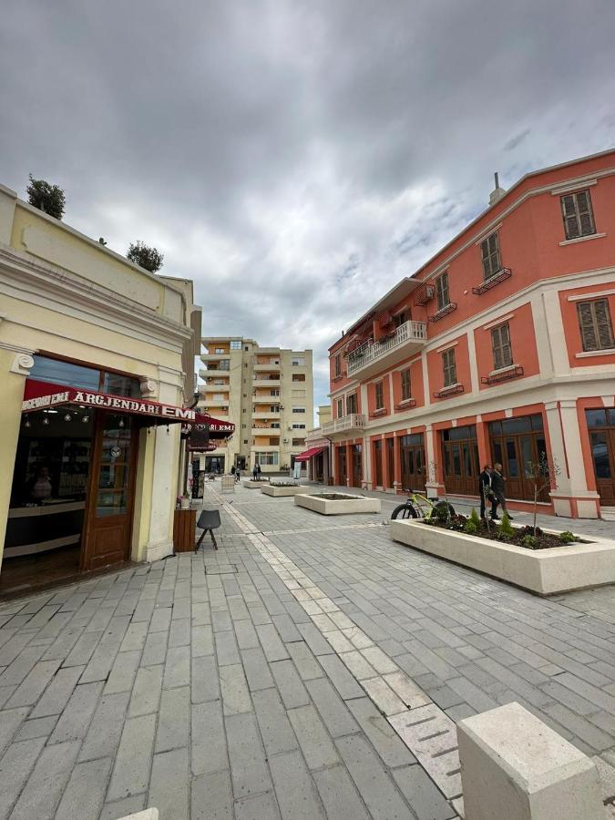 Central Charm Apartments Vlore Bagian luar foto
