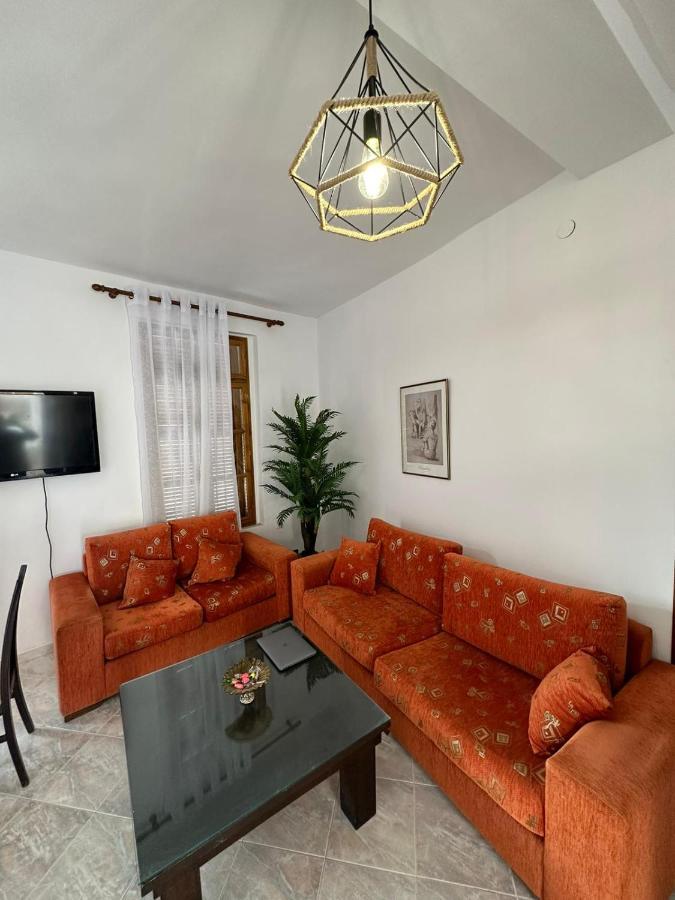 Central Charm Apartments Vlore Bagian luar foto