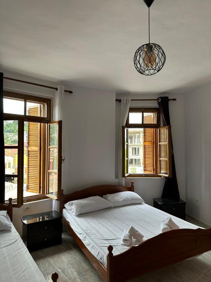 Central Charm Apartments Vlore Bagian luar foto